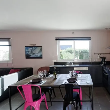 Rent this 2 bed house on 22620 Ploubazlanec