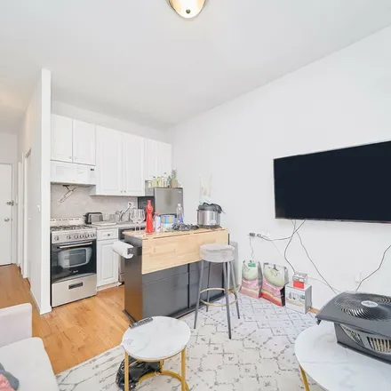 Rent this 2 bed apartment on 456 9th Avenue in New York, NY 10018