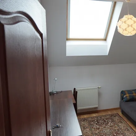 Rent this 7 bed room on Motylkowa 19 in 52-209 Wrocław, Poland