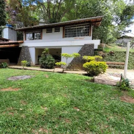 Buy this 6 bed house on Estrada da Graminha in Graminha, Juiz de Fora - MG