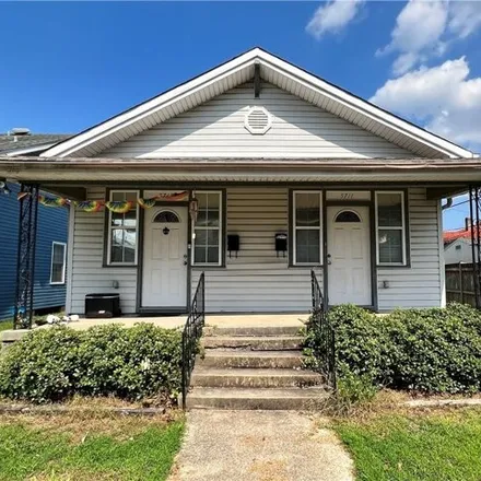 Buy this 4 bed house on 5711 Rosemary Place in Lakeview, New Orleans