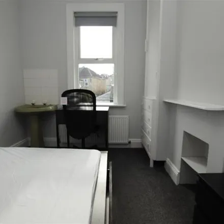 Image 3 - 48 Third Avenue, Bath, BA2 3NZ, United Kingdom - Apartment for rent