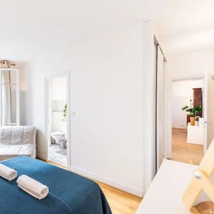 Image 4 - 35 Rue Viala, 75015 Paris, France - Apartment for rent