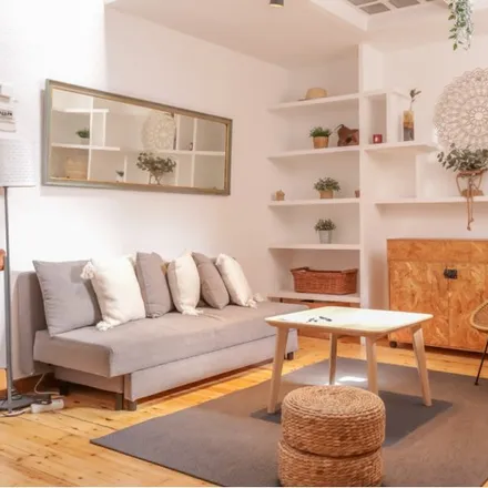 Rent this 3 bed apartment on Madrid in Mayú Cooperativa, Calle del Duque de Fernán Núñez