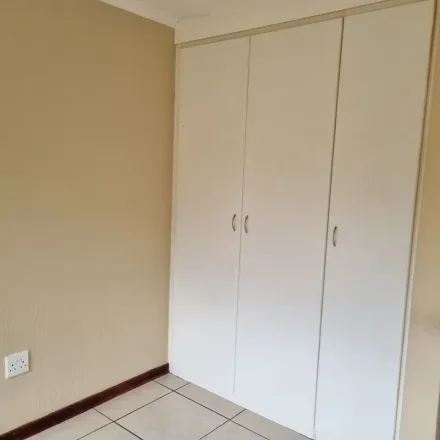 Image 3 - 1st Street, Krugersdorp-Noord, Krugersdorp, 1739, South Africa - Apartment for rent