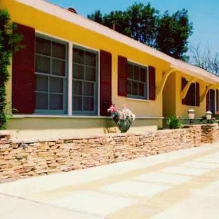 Rent this 1 bed room on 1067 Calle Jazmin in Thousand Oaks, CA 91360