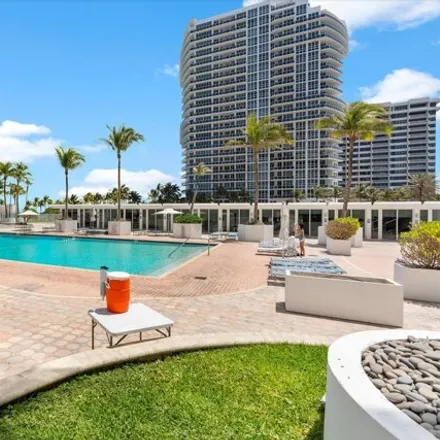 Image 6 - The Ritz-Carlton Bal Harbour, Miami, 10295 Collins Avenue, Bal Harbour Village, Miami-Dade County, FL 33154, USA - Condo for sale