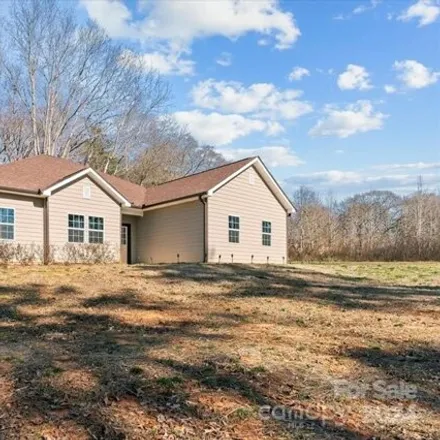 Buy this 3 bed house on 105 Lafayette Road in Stanley, Gaston County
