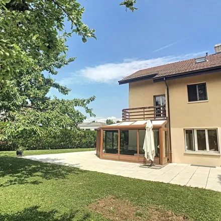 Rent this 7 bed apartment on Chemin des Bochattets 28 in 1296 Coppet, Switzerland
