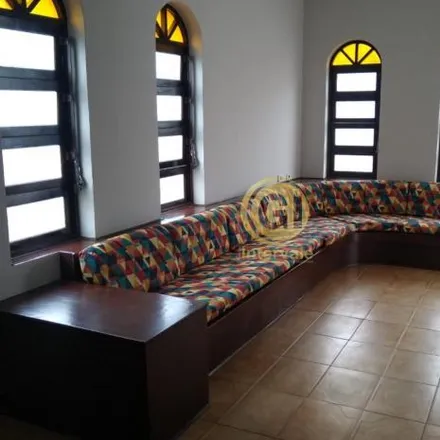 Rent this 3 bed house on Rua Laercio Luiz dos Santos in Benfica, Caraguatatuba - SP