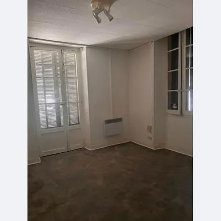 Rent this 2 bed apartment on Châteaurenard in Bouches-du-Rhône, France
