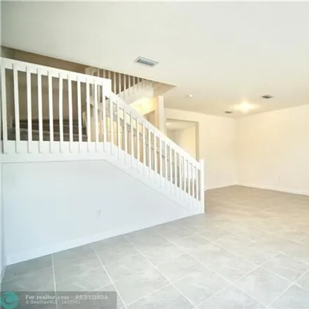 Image 4 - unnamed road, Westview, Miami-Dade County, FL 33167, USA - House for sale