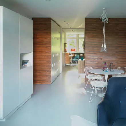 Image 1 - Oscar-Niemeyer-Haus, Altonaer Straße, 10557 Berlin, Germany - Apartment for rent