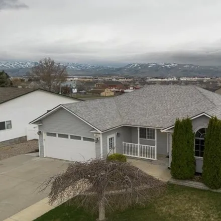 Buy this 4 bed house on 4615 Mountain Park Road in Chubbuck, ID 83202