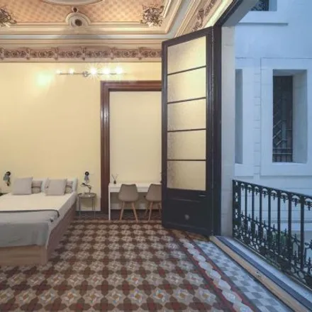 Rent this 3 bed room on La Dentellière in Carrer Ample, 26