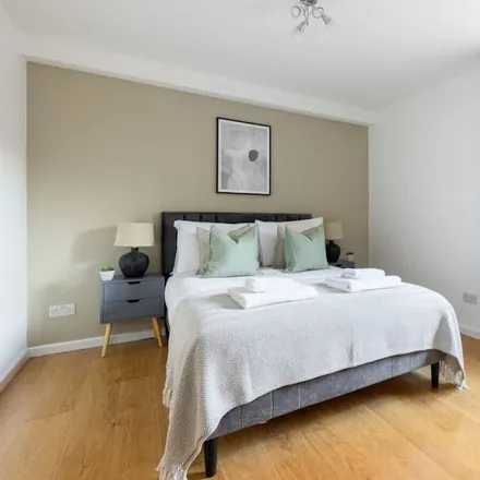 Rent this 1 bed apartment on London in SE5 8SG, United Kingdom