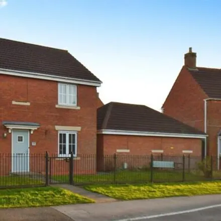 Buy this 4 bed house on Runnymede Lane in Hull, HU7 3AD