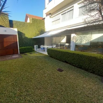 Buy this 3 bed house on Olavarría 514 in Quilmes Este, 1878 Quilmes
