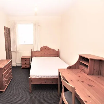 Image 5 - Peace & Loaf, 217 Jesmond Road, Newcastle upon Tyne, NE2 1LA, United Kingdom - Apartment for rent