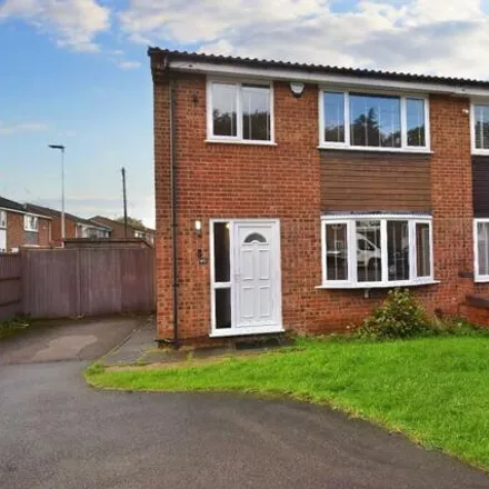Buy this 3 bed duplex on unnamed road in Blaby, LE2 9PZ