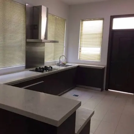Rent this 5 bed apartment on unnamed road in Bukit Jelutong, 40100 Shah Alam