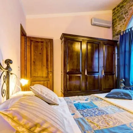 Rent this 12 bed house on Cortona in Arezzo, Italy