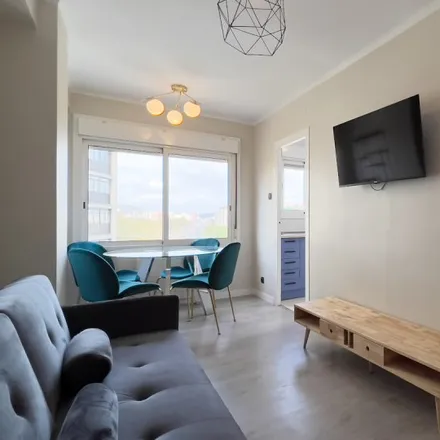 Rent this 3 bed apartment on Avinguda Meridiana in 385 B, 08016 Barcelona