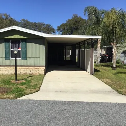 Buy this studio apartment on Paddock Parkway in Shady, Marion County