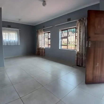 Image 5 - Buchanansirkel, Newcastle Ward 4, Newcastle, 2940, South Africa - Apartment for rent