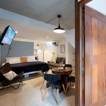 Rent this 1 bed apartment on Emiliano Zapata in Pino Suarez, Gringo Gulch