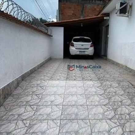 Buy this 3 bed house on Rua 104 in Timóteo - MG, 35180-060