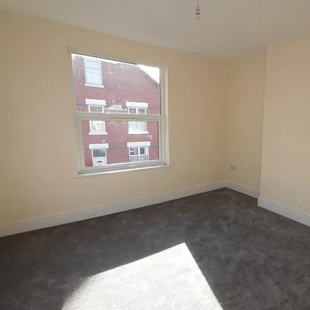 Image 6 - Cromford Street, Leicester, LE2 0FW, United Kingdom - House for rent