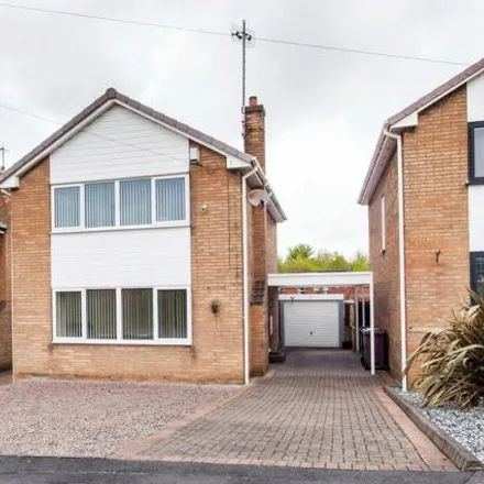 Buy this 3 bed house on Farmfields Close in Bolsover, S44 6BX