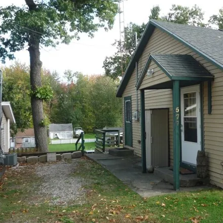 Buy this 2 bed house on 533 River Road in Coldwater, MI 49036