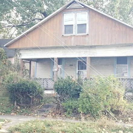 Buy this 3 bed house on 1235 West 3rd Street in Anderson, IN 46016