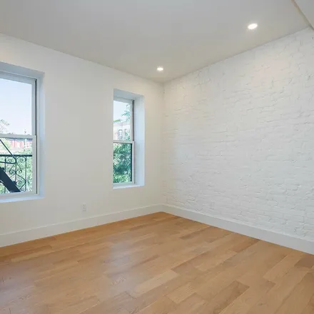 Rent this 3 bed apartment on 236 West 10th Street in New York, NY 10014