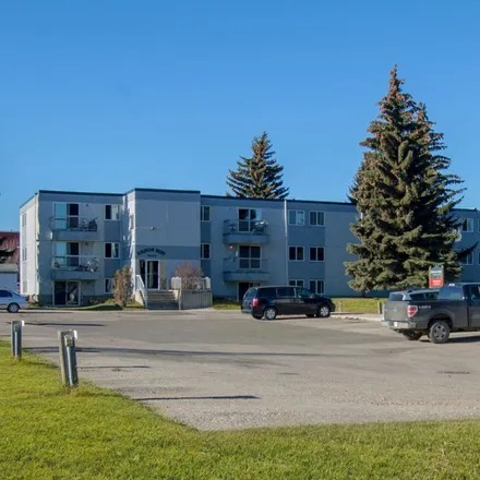 Rent this 3 bed apartment on Southridge Community Church in 5701 41 Street, City of Lloydminster