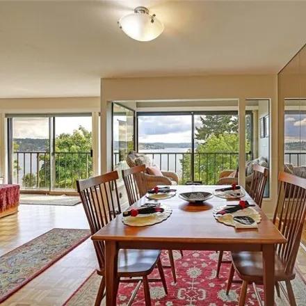 Image 1 - 7757 A Sand Point Way Northeast, Seattle, WA 98115, USA - Condo for sale