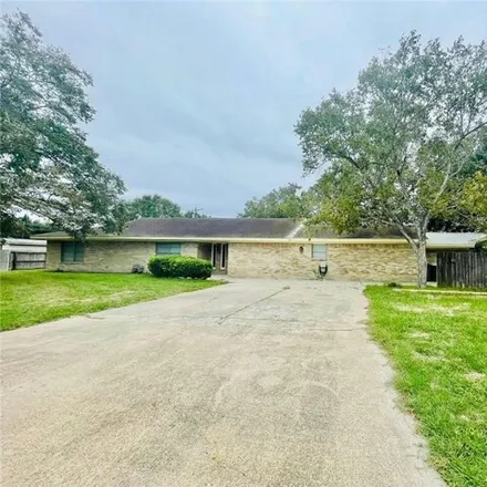 Buy this 3 bed house on 585 Hathaway Street in Victoria, TX 77904