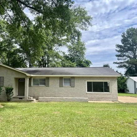 Buy this 3 bed house on 1233 Ben Christopher Rd in Columbus, Mississippi
