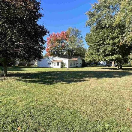 Image 6 - 907 North Walnut Street, North Manchester, Wabash County, IN 46962, USA - House for sale