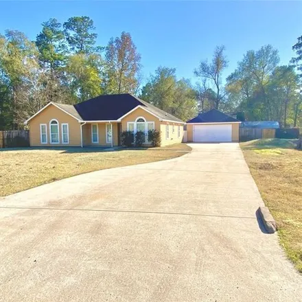 Rent this 3 bed house on 19906 South Plantation Estates Drive in Montgomery County, TX 77365