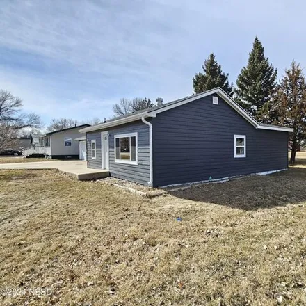 Image 2 - 1130 3rd Avenue Northwest, Watertown, SD 57201, USA - House for sale