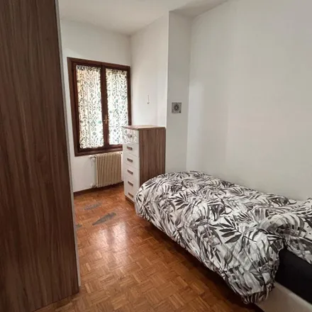 Image 7 - Corso Santi Felice e Fortunato, 300, 36100 Vicenza VI, Italy - Apartment for rent