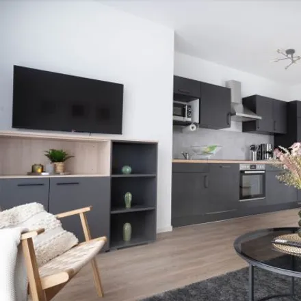 Rent this 3 bed apartment on Hardinghausstraße 14 in 49090 Osnabrück, Germany