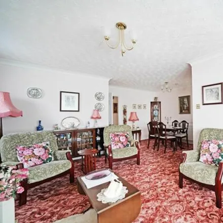 Image 3 - Falkwood Grove, Bentley Heath, B93 9QQ, United Kingdom - House for sale