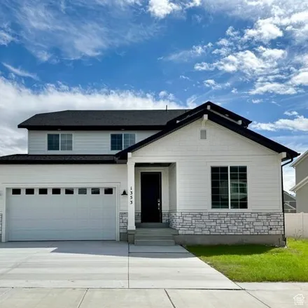 Rent this 4 bed house on Mapleton Heights Court in Mapleton, UT 84664