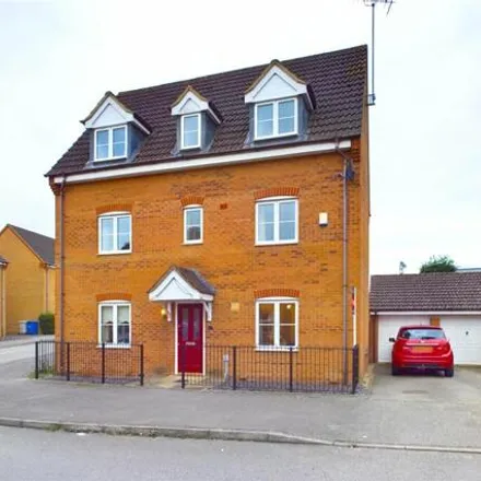 Buy this 5 bed house on 33 Malham Drive in Kettering, NN16 9FS