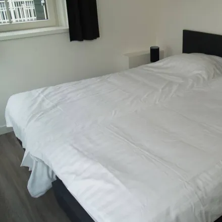 Rent this 6 bed apartment on Uitdam in Zeedijk, 1154 PP Uitdam