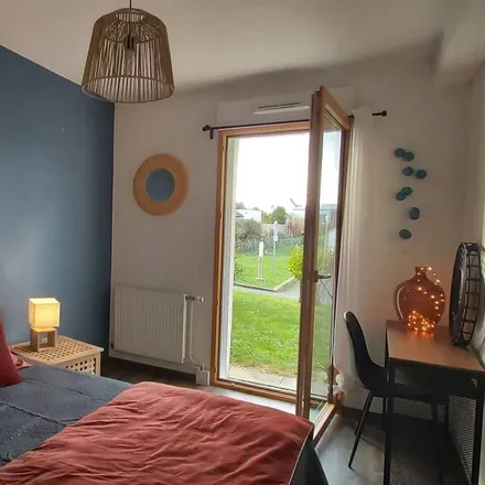 Rent this 1 bed apartment on 29680 Roscoff
